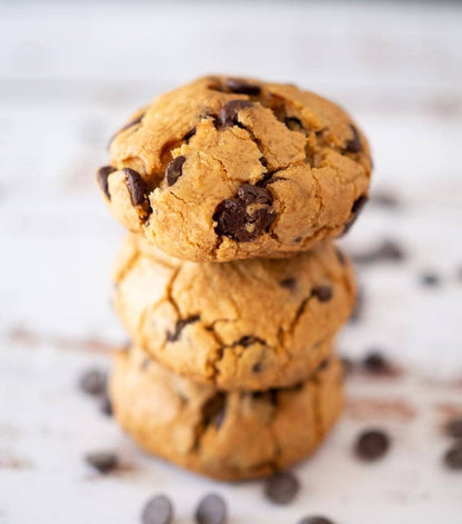 Classic Chocolate Chip Cookie and Sea Salt flakes